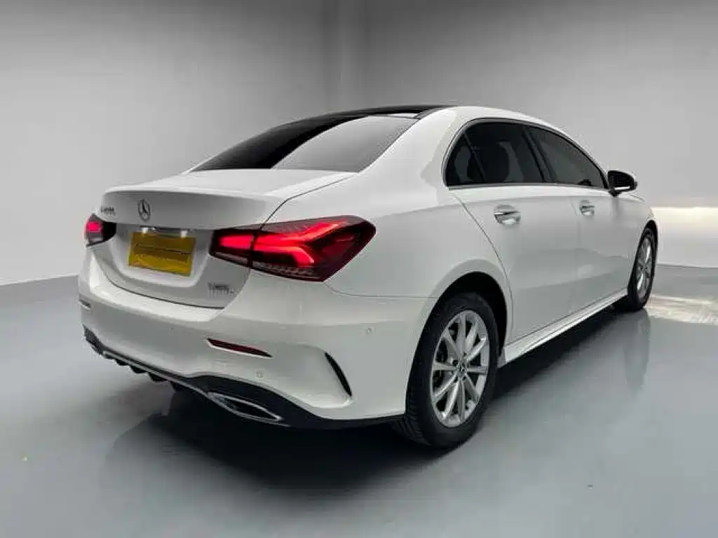 MERCEDES-BENZ A CLASS