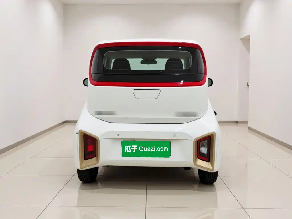 Baojun E200 — миниатюра 5