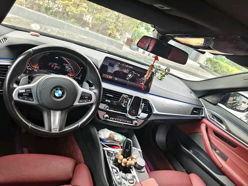 BMW 5 Series — миниатюра 5