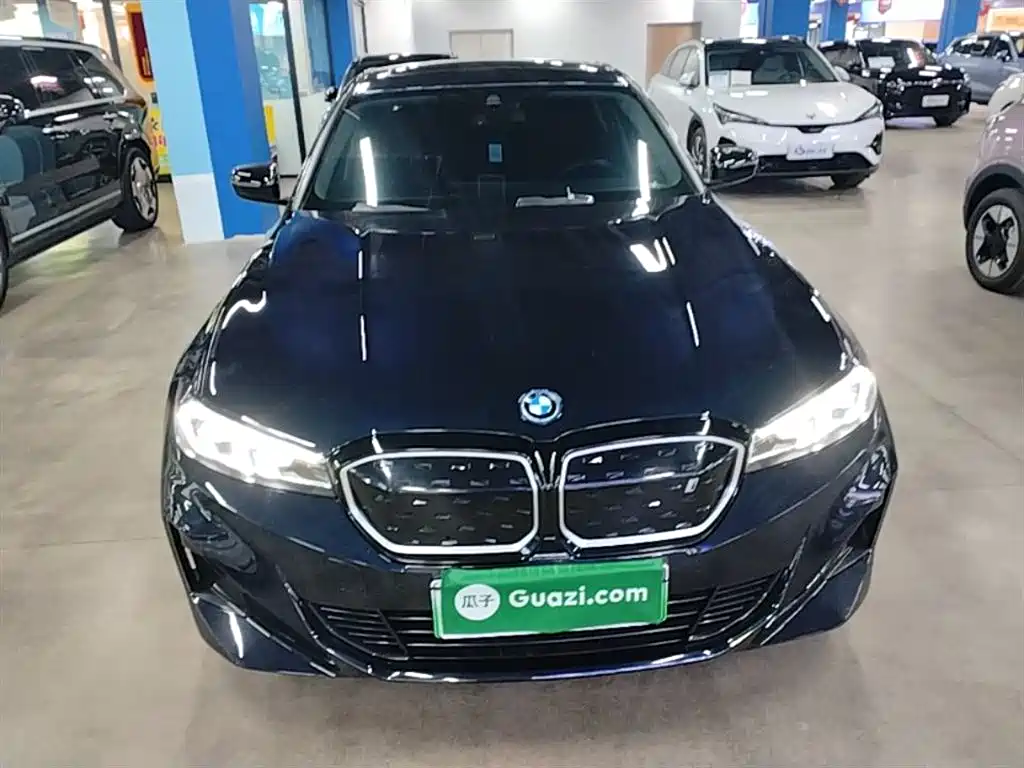 BMW i3 2024 eDrive 40 L