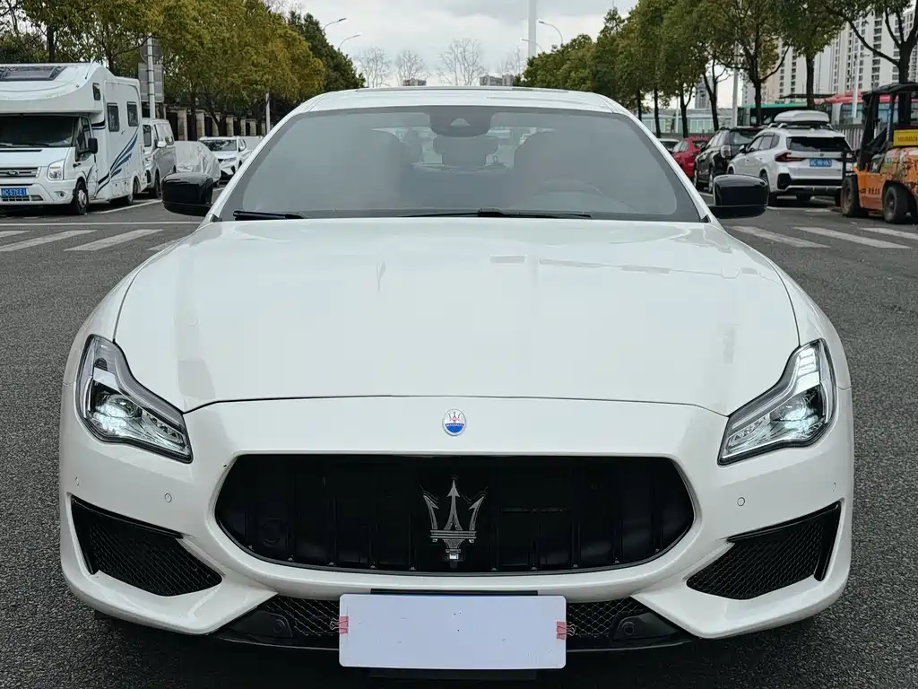 MASERATI PRESIDENT