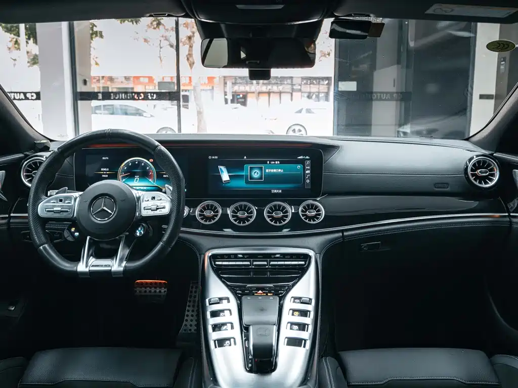 Mercedes-Benz AMG GT — миниатюра 13