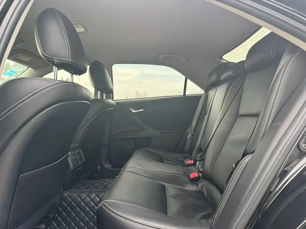 Toyota Reiz — миниатюра 22