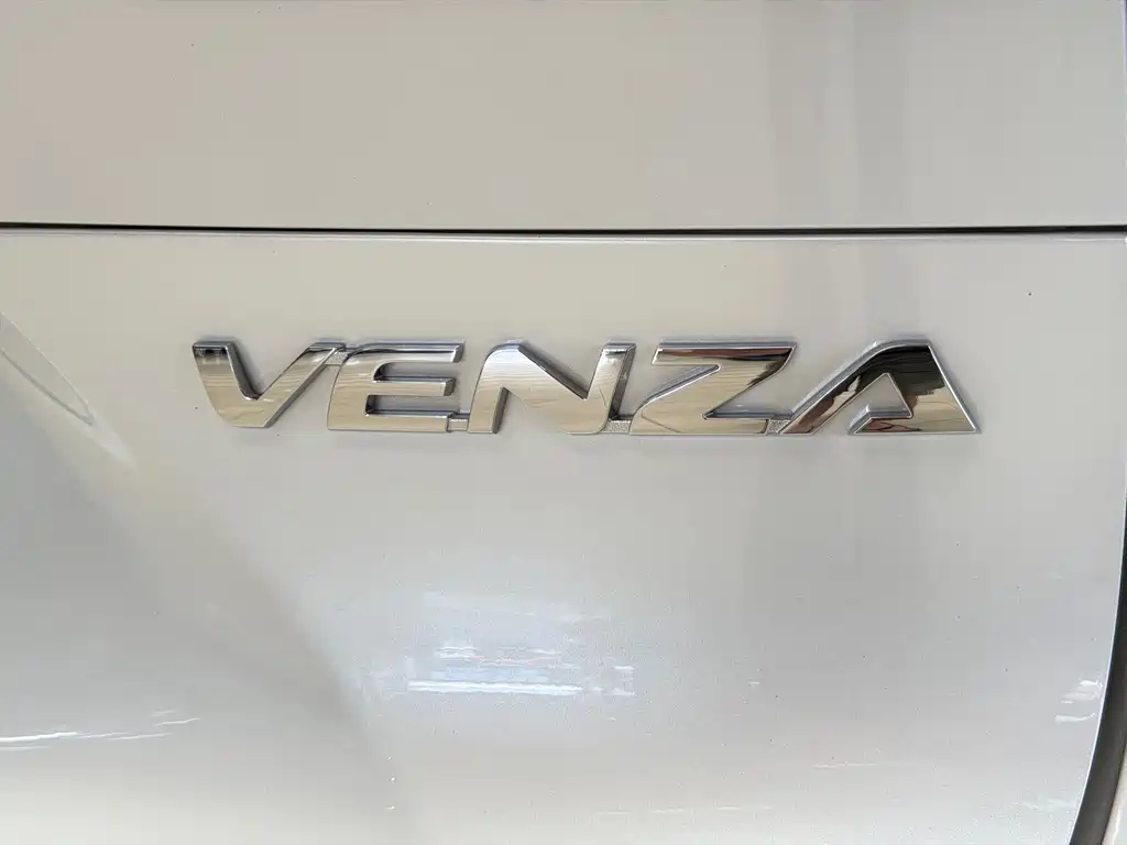 Toyota Venza — миниатюра 12