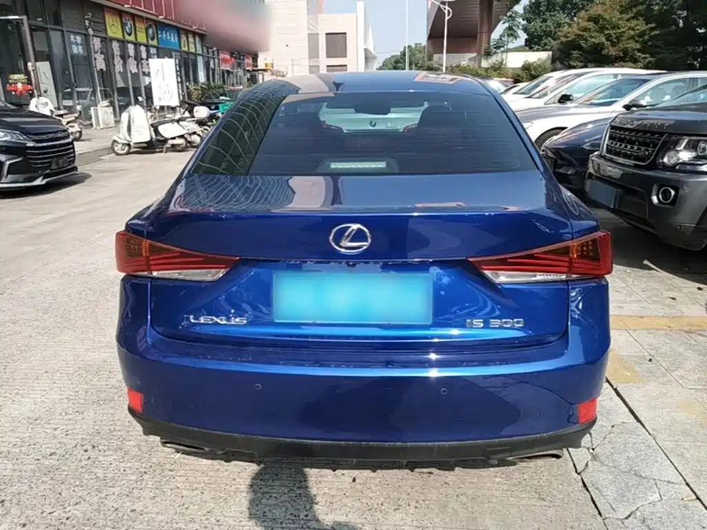 Lexus IS — миниатюра 6