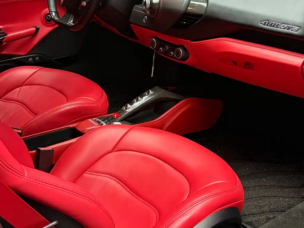 Ferrari 488 — миниатюра 13