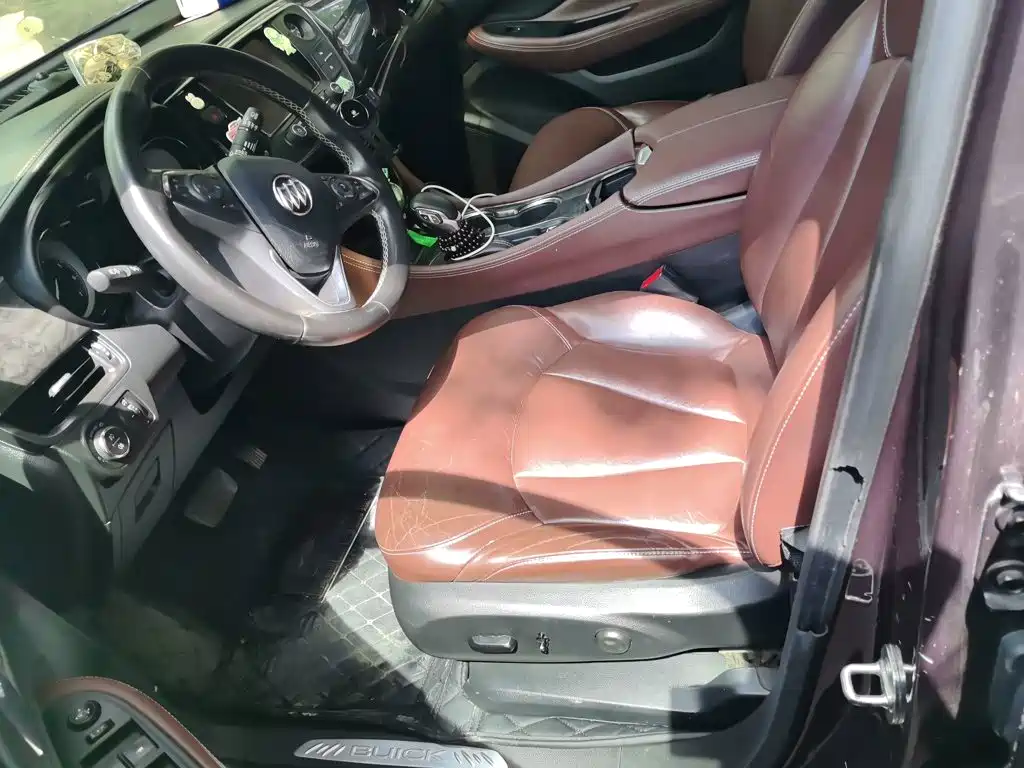 Buick Envision Plus — миниатюра 12