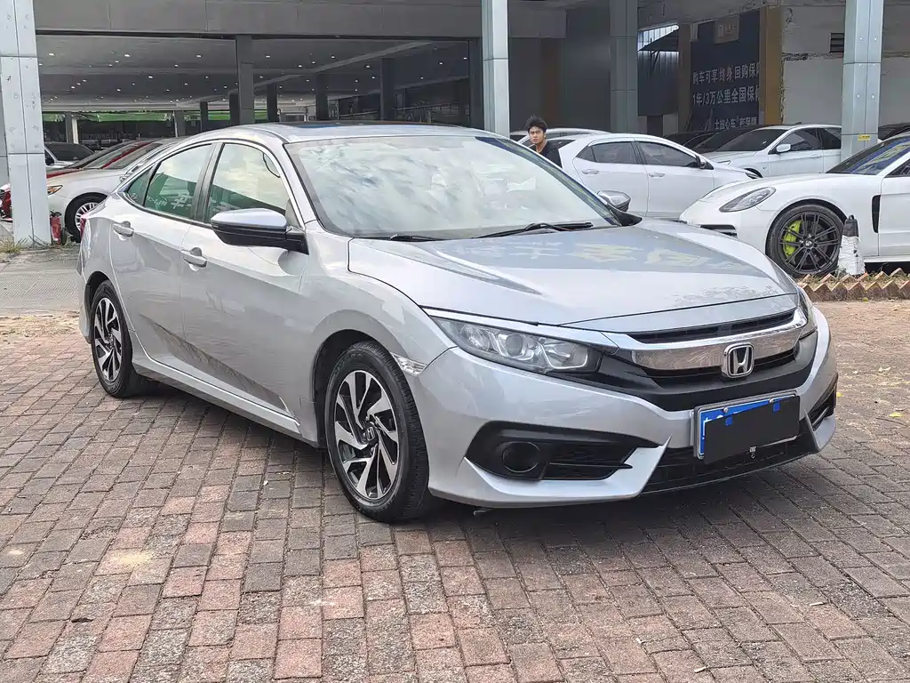Honda Civic — миниатюра 3