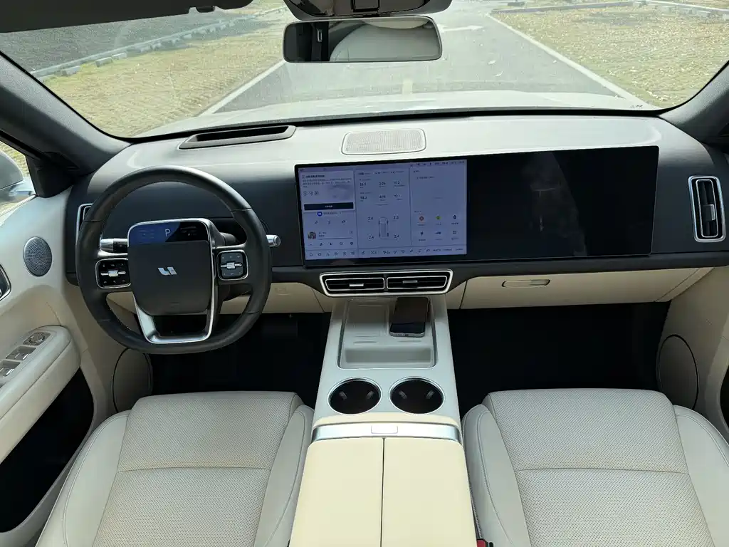 Li Auto IDEAL L6