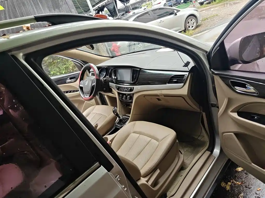 Baojun 730 — миниатюра 18
