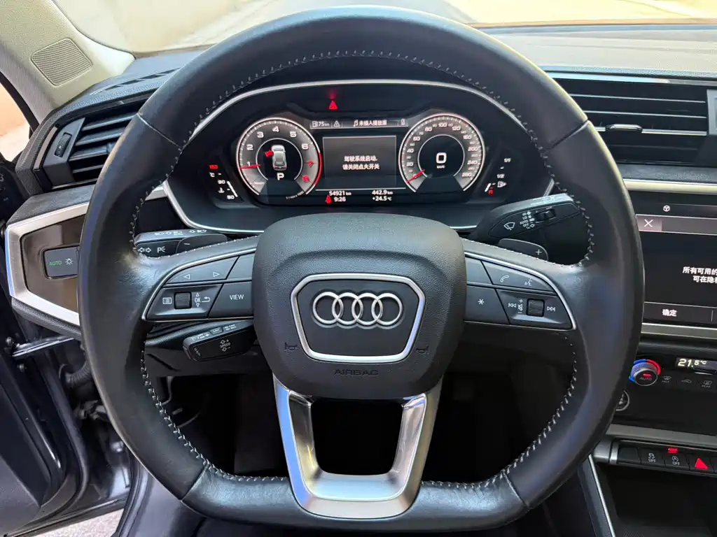 Audi Q3 — миниатюра 11
