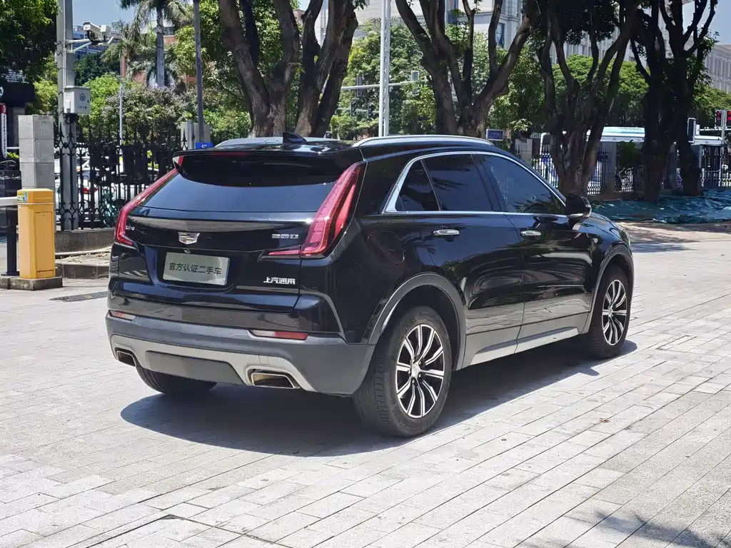 Cadillac XT4 2018 28T Lead