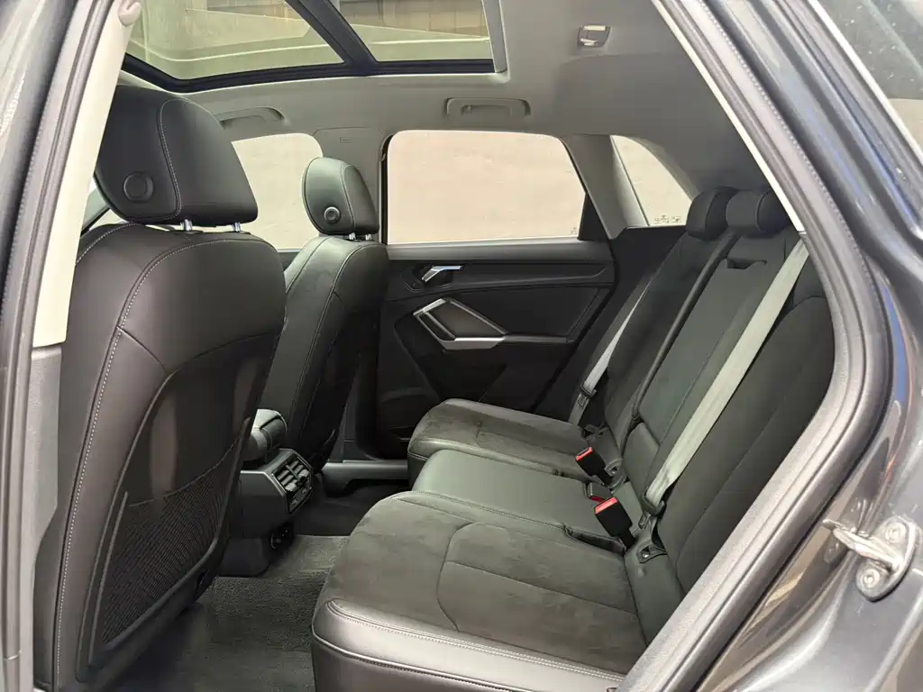 Audi Q3 — миниатюра 10