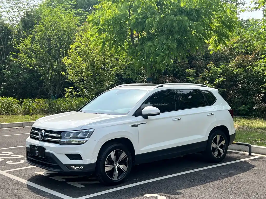 Volkswagen Tharu 2020