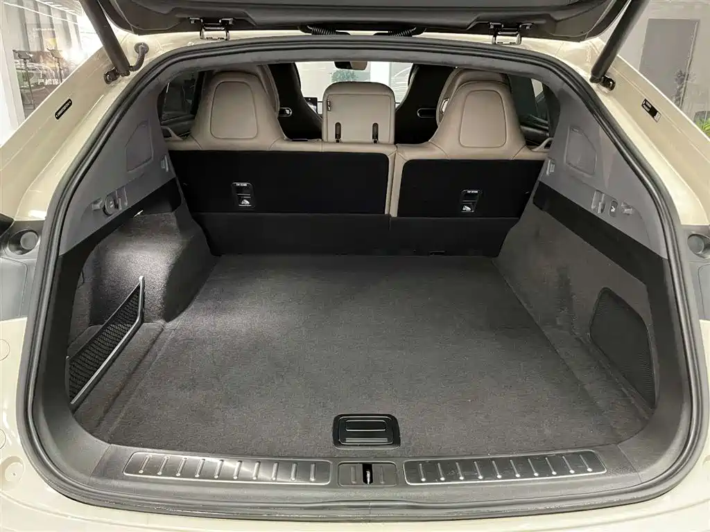 Luxeed R7 2025 251km Max