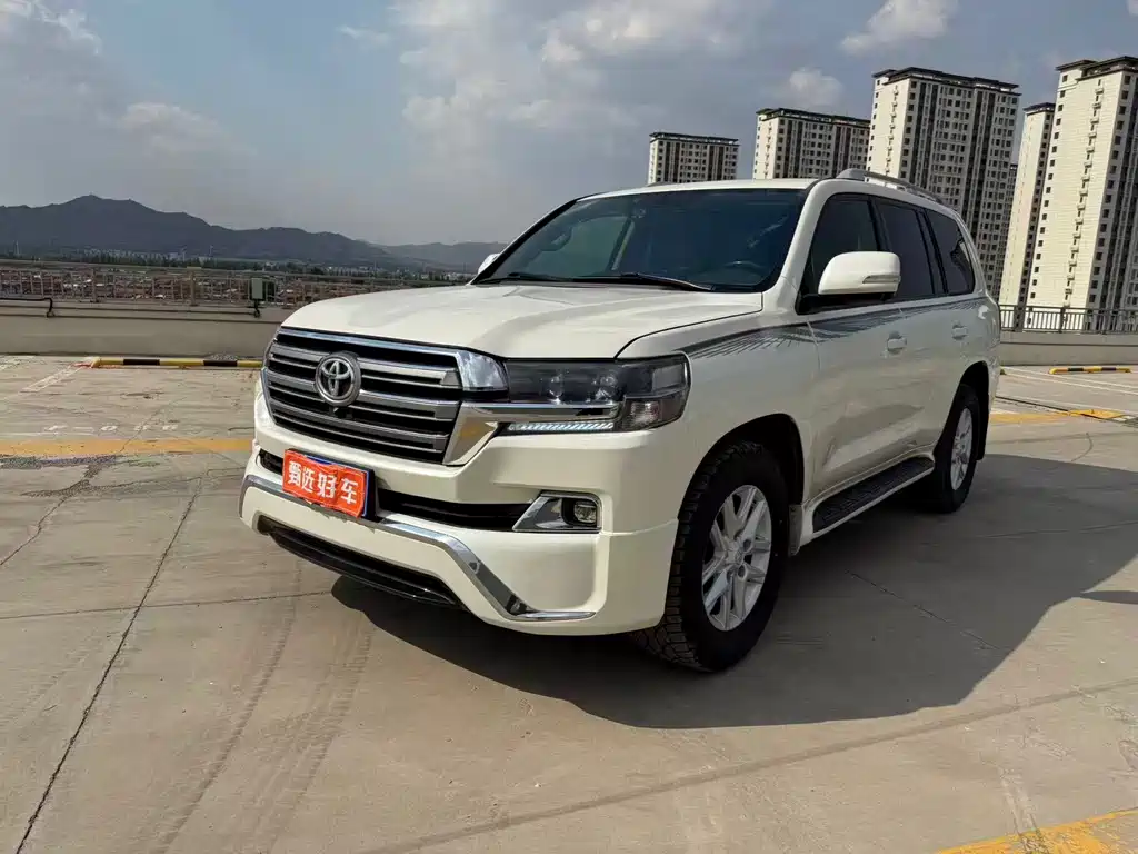 Toyota Land Cruiser 2015
