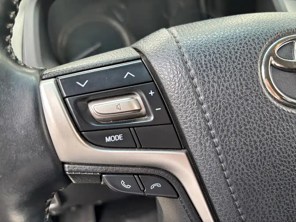 Toyota Prado — миниатюра 18