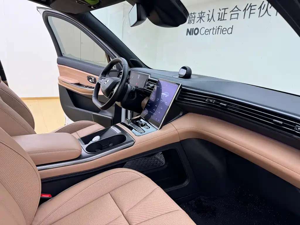 NIO ES8 — миниатюра 14