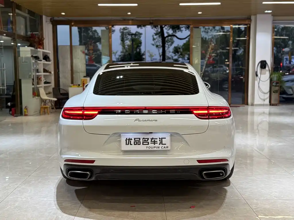 Porsche Panamera — миниатюра 5