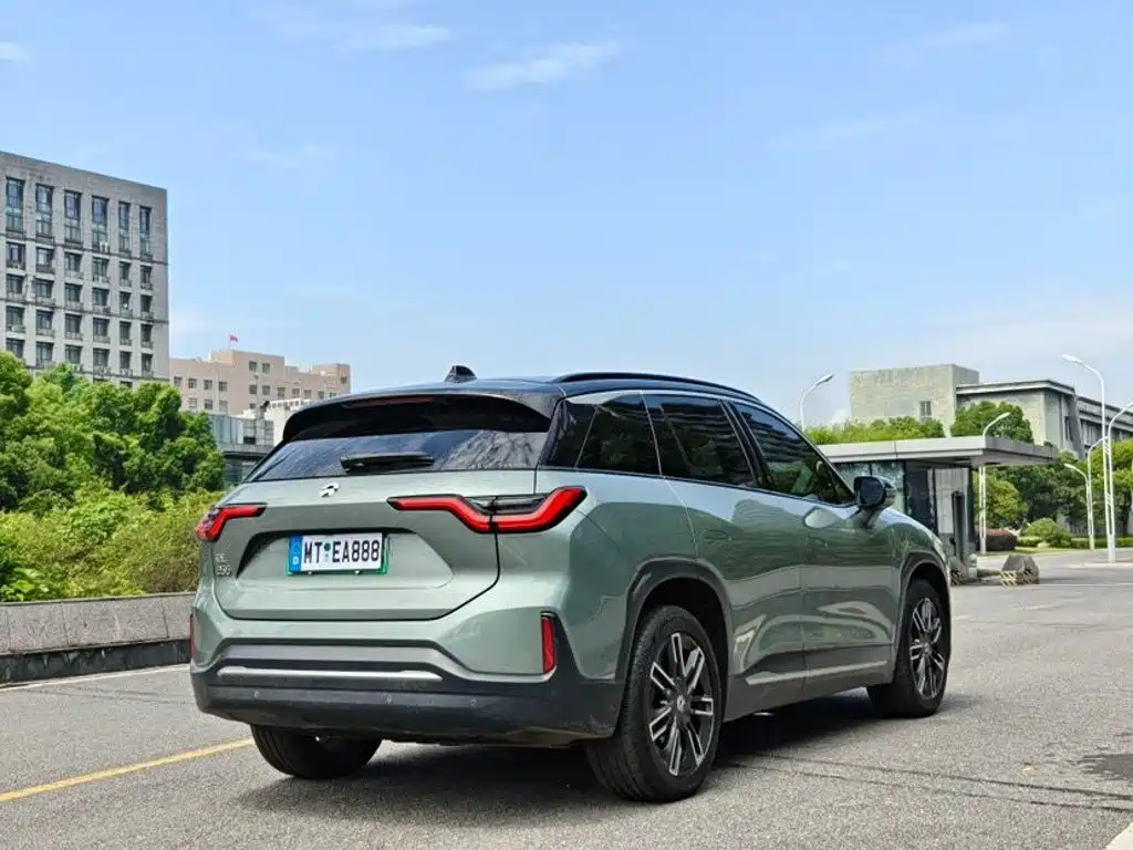 NIO ES6 — миниатюра 9