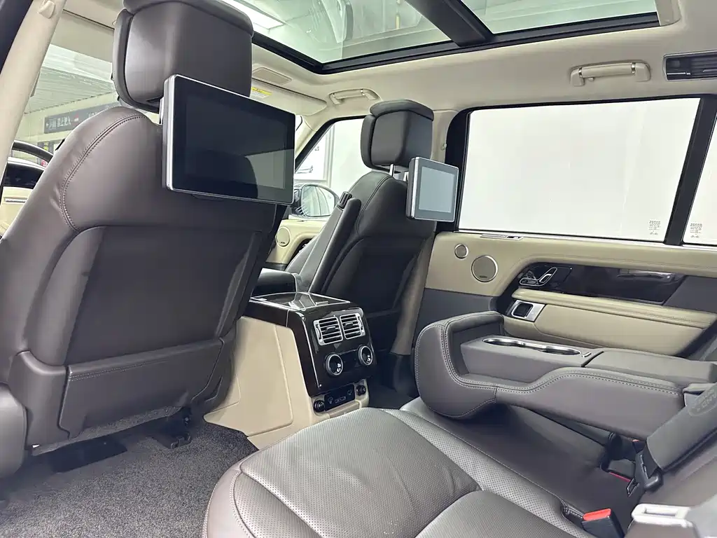 Land Rover Range Rover — миниатюра 14