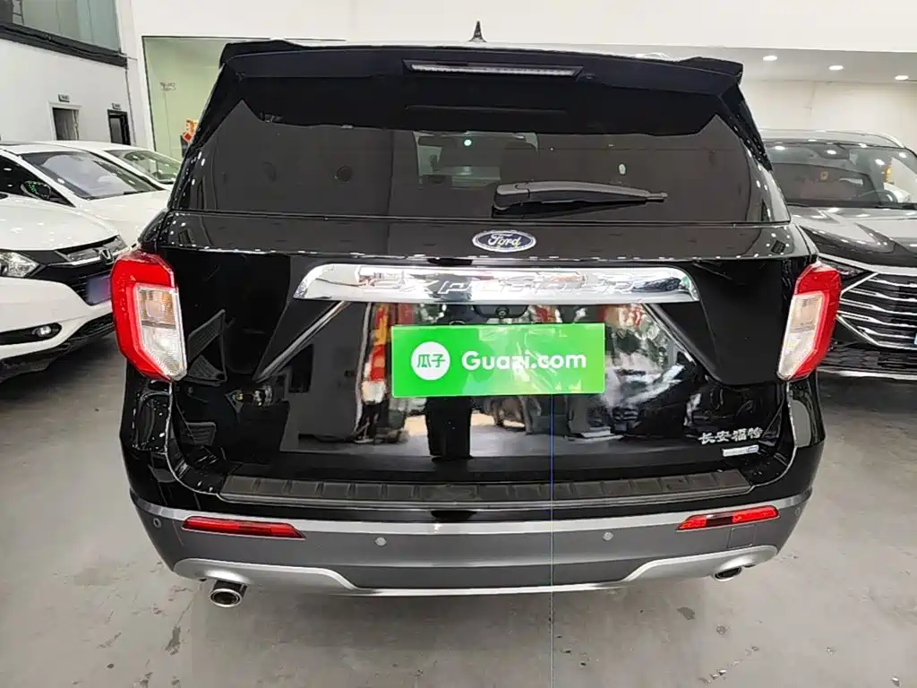 Ford Explorer — миниатюра 6