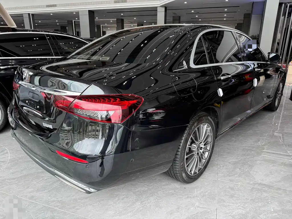 Mercedes-Benz E-Class E 2022 E 260 L