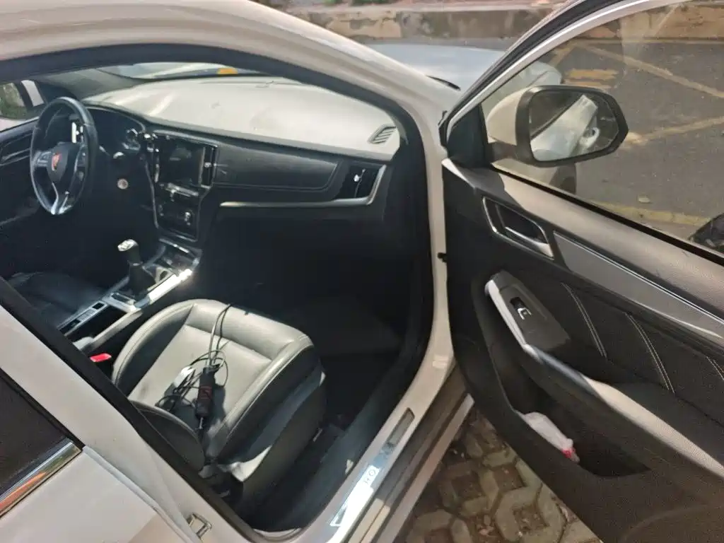Roewe RX5 — миниатюра 19