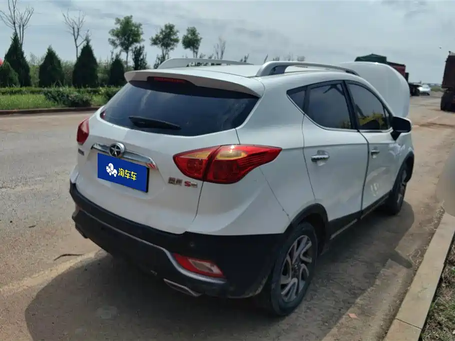 JAC S3 2015 1.5L MT Luxury Premium