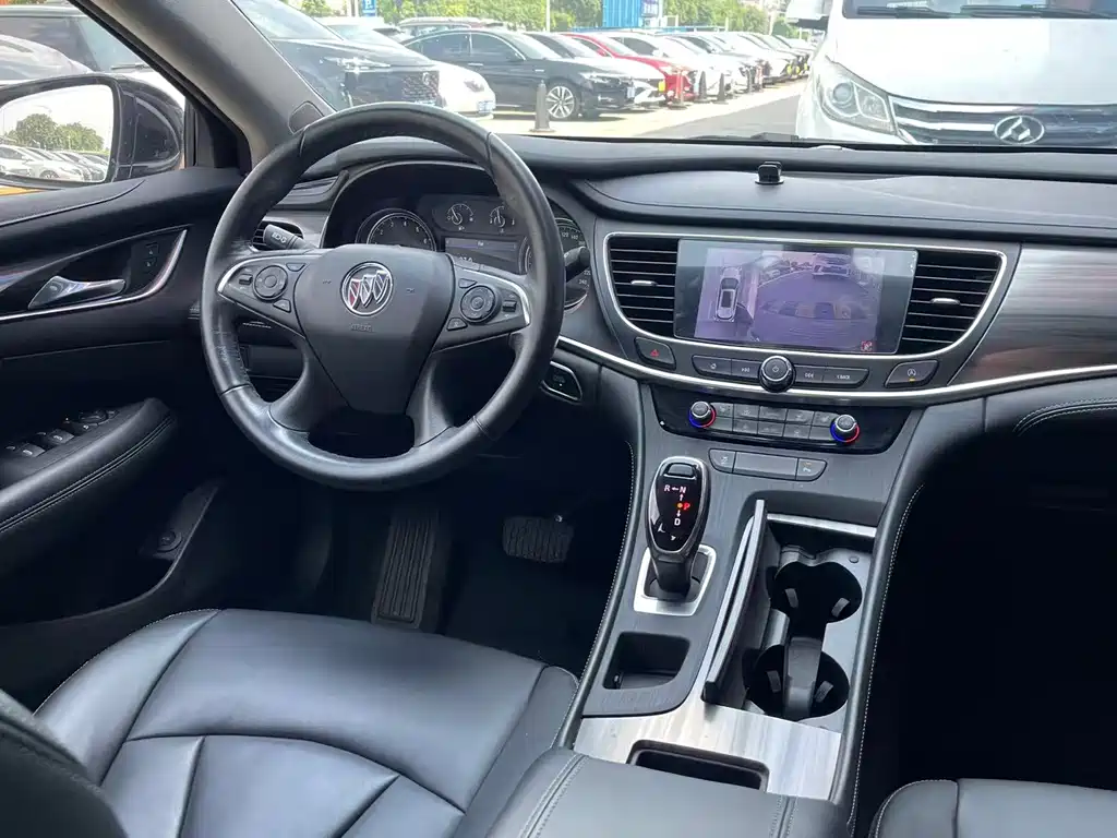 Buick LaCrosse — миниатюра 9