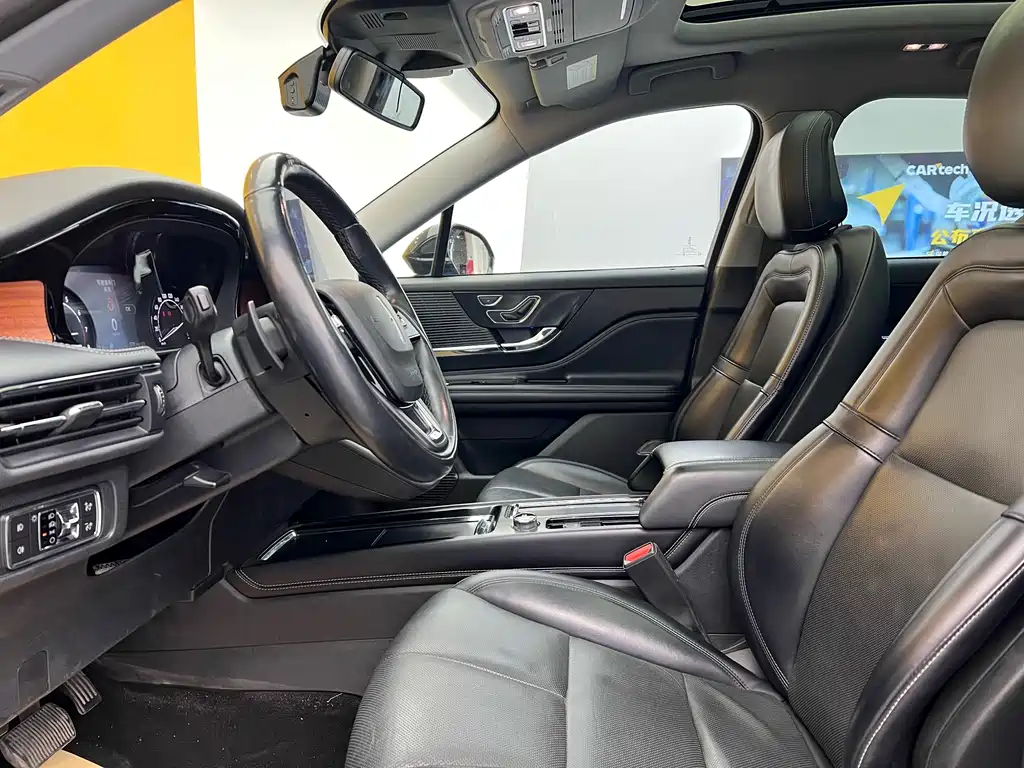 Lincoln Corsair 2021 2.0T