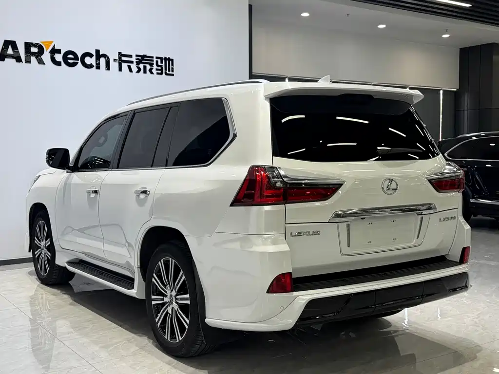 Lexus LX 2019 570