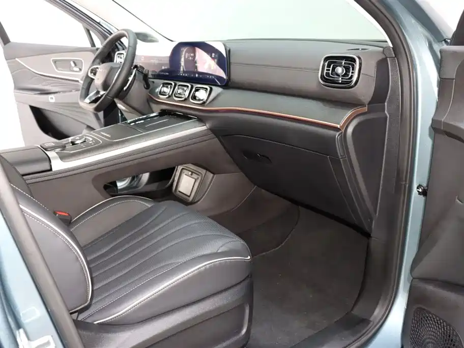 Chery Tiggo 9 9 2023 2.0T DCT Luxury 7 мест