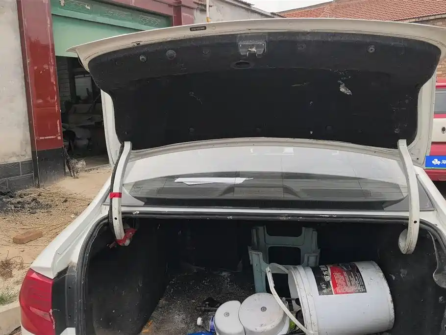 Volkswagen Bora 2016 1.6L MT Comfort