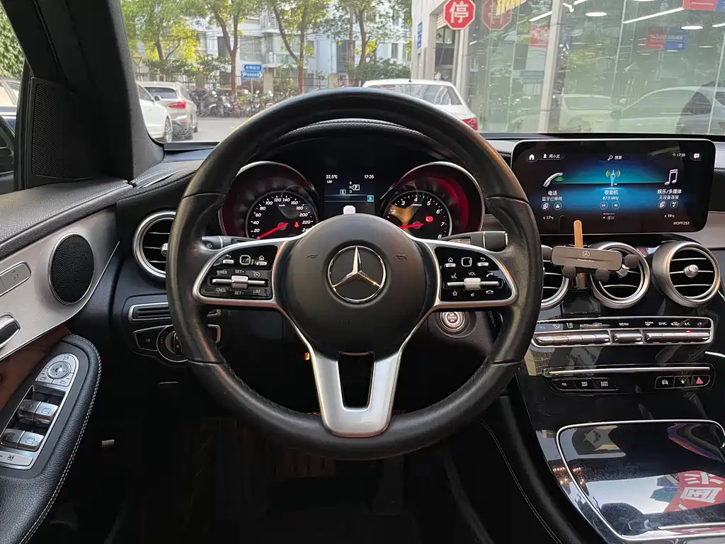 Mercedes-Benz GLC 2020 GLC 260 L 4MATIC