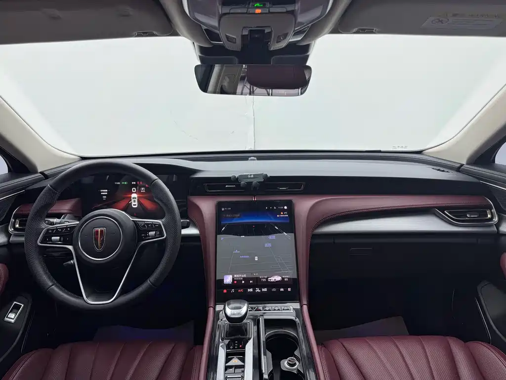 Hongqi H5 2023 2.0T AT