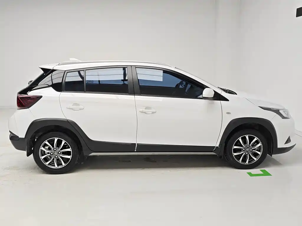 Toyota Yaris L Zhixuan YARiS L 2022 X 1.5L CVT Luxury PLUS