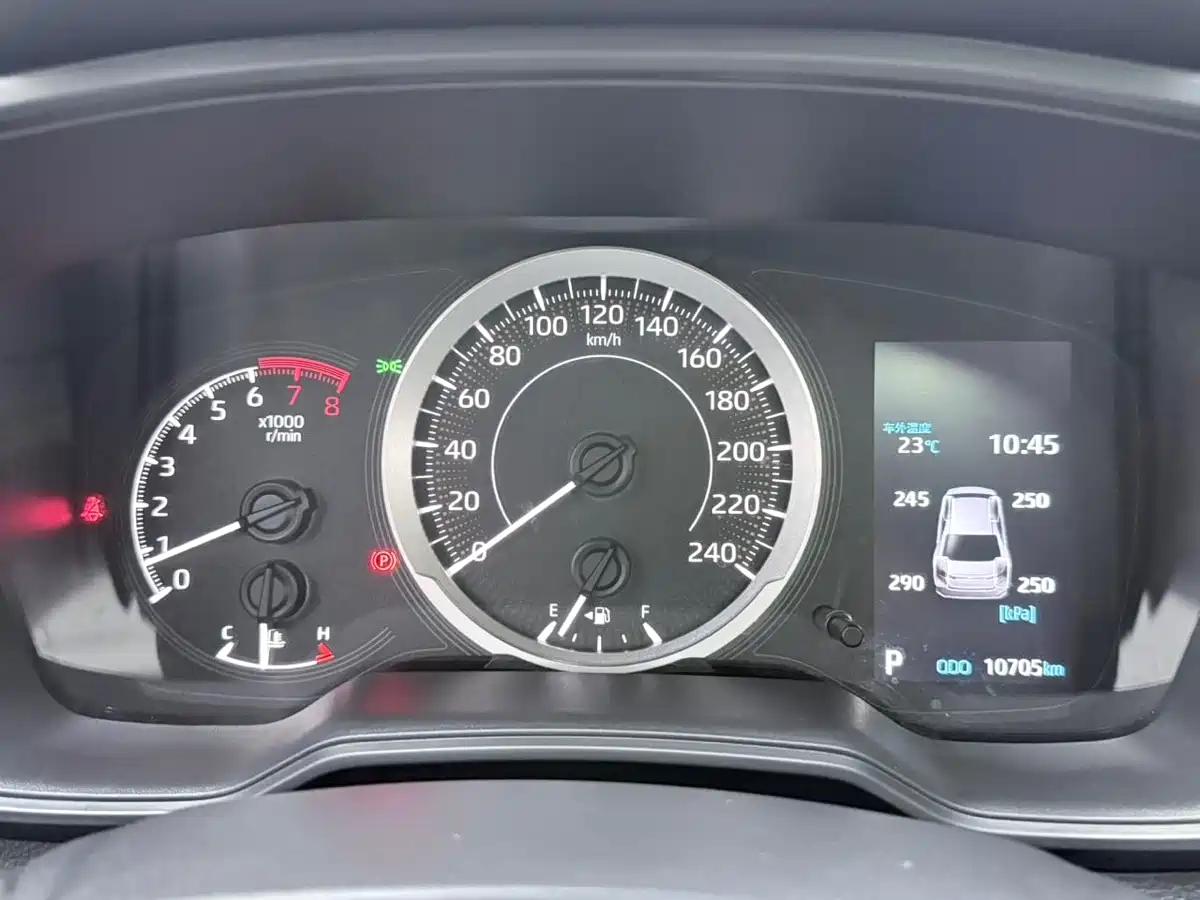 Toyota Corolla id 4589493 из Китая 26