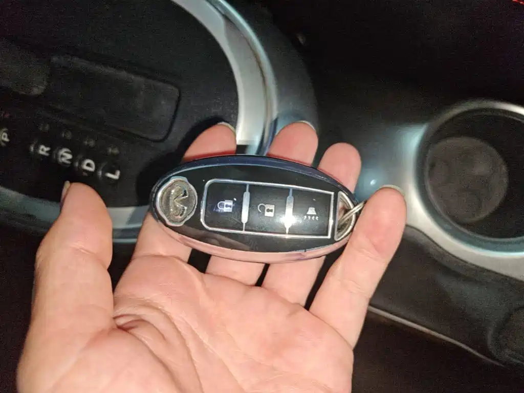 Infiniti ESQ — миниатюра 9