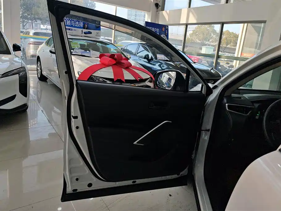 TOYOTA COROLLA SHARP AMPLIFIER