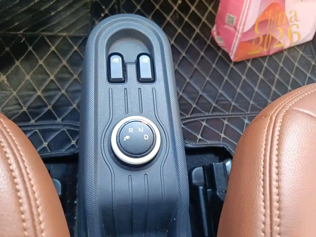Wuling MINIEV — миниатюра 10