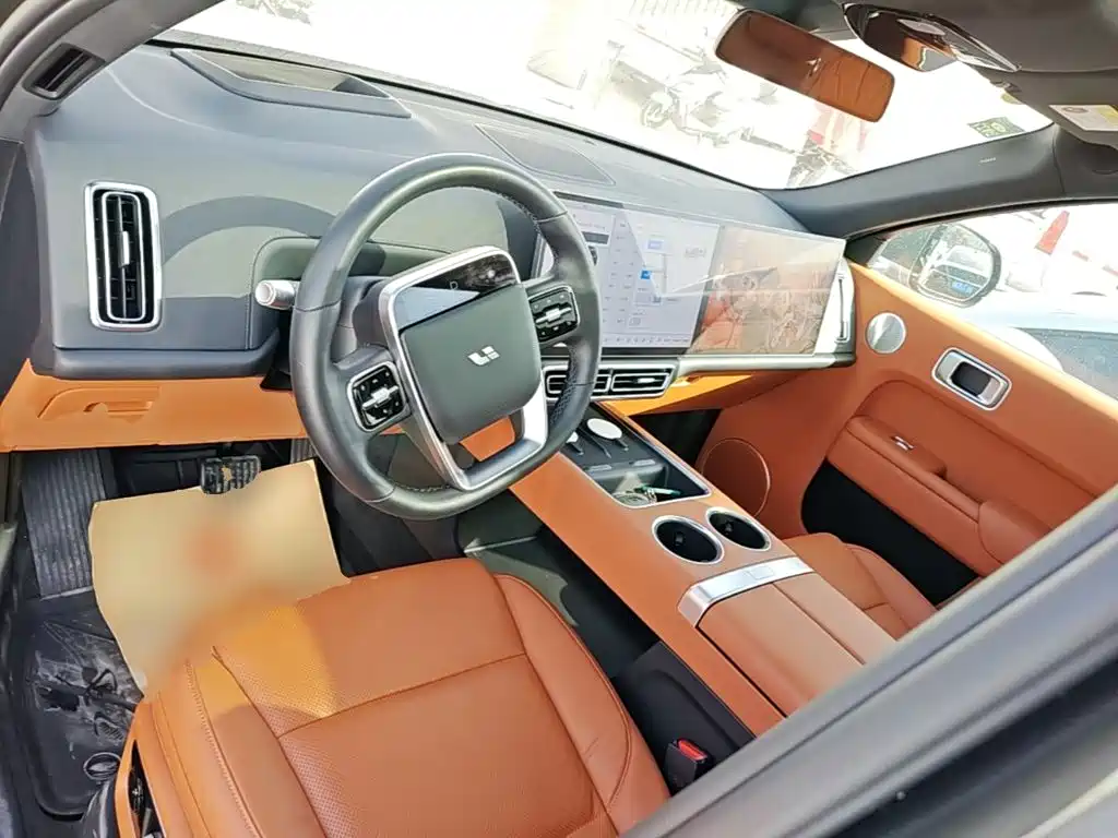 Li Auto Li L8 — миниатюра 10