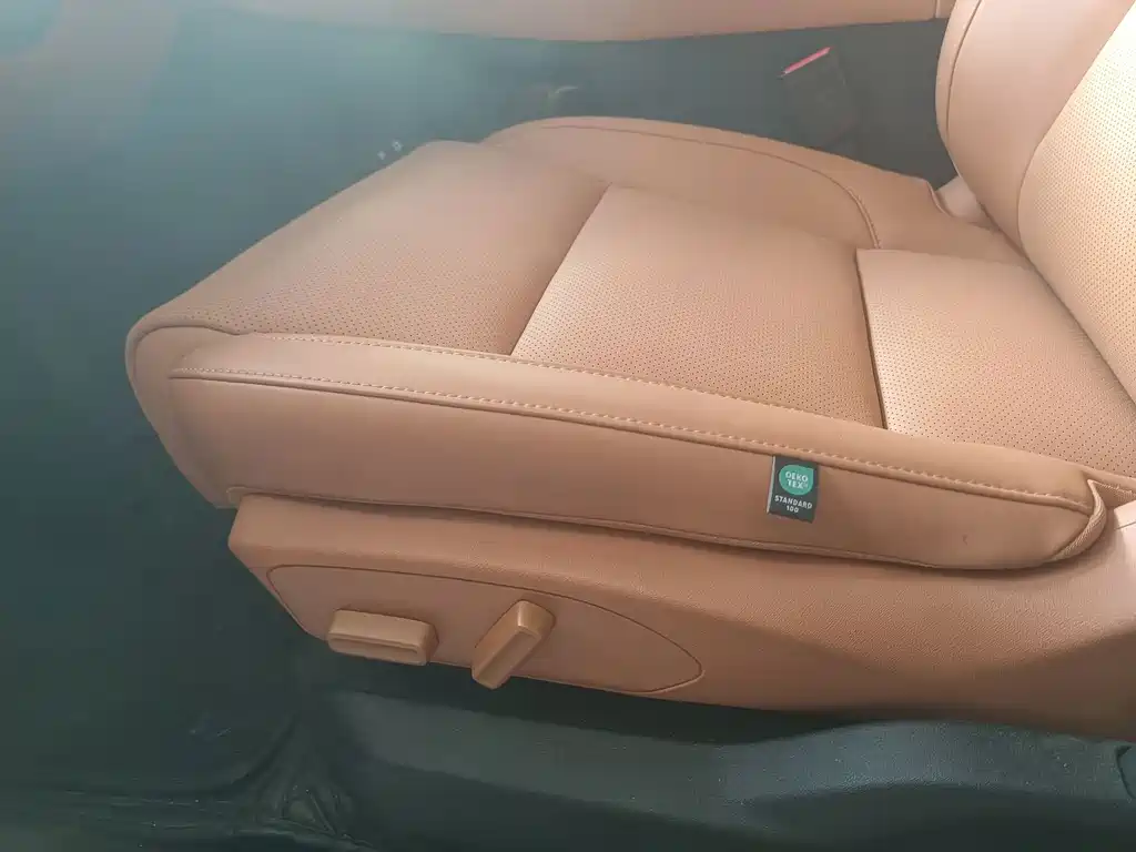 Leapmotor Leapmotor C10 — миниатюра 4