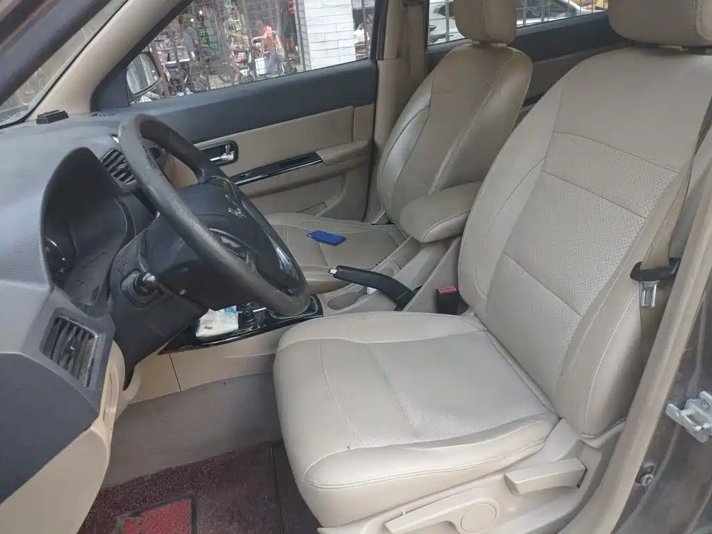 Wuling Hongguang — миниатюра 16