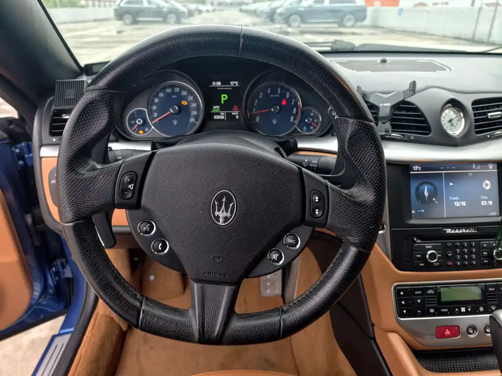 Maserati GranCabrio — миниатюра 6