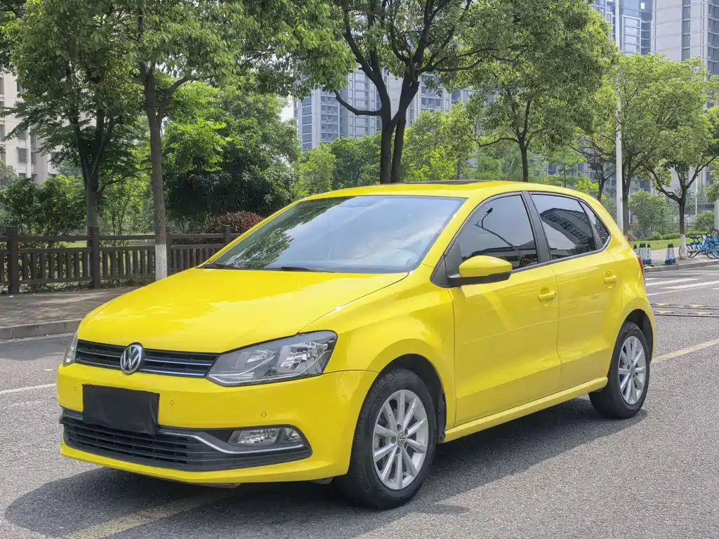 Volkswagen Polo 2015