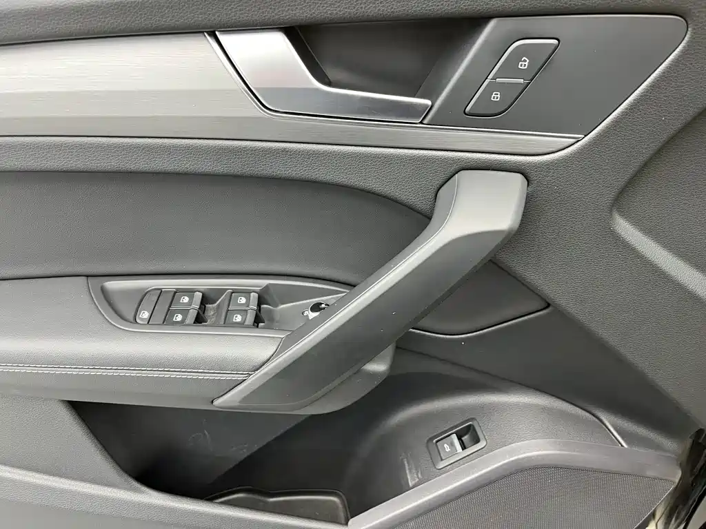 Audi Q5L 2021 40 TFSI Fashion