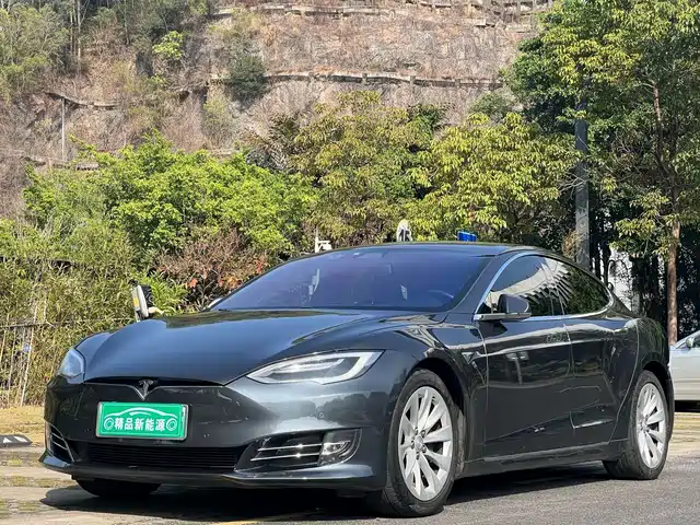 TESLA MODEL S 2017