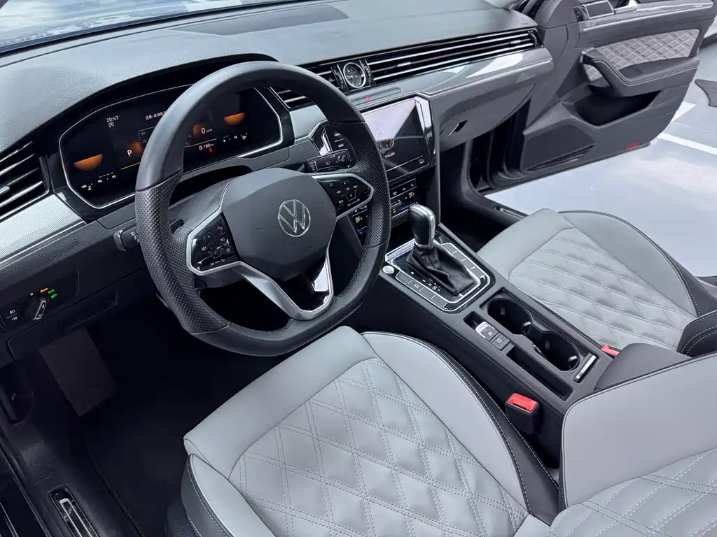Volkswagen Magotan 2023 200 330TSI DSG Lead