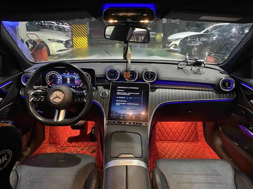 Mercedes-Benz C-Class — миниатюра 4